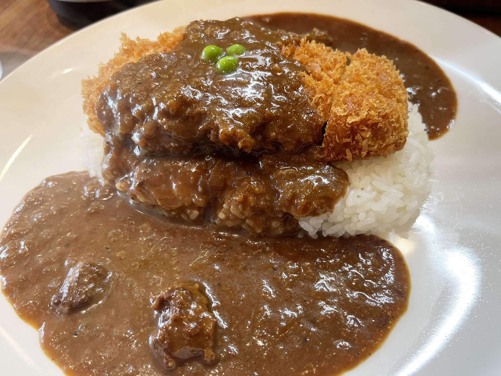 ピースカレーのとんかつカレーを食べた